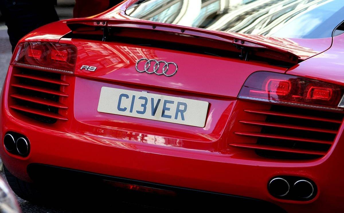 Why you need a private number plate for your car